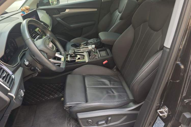 Used Audi Q5L 2022 40T Fashionable and Dynamic Model Left Front Seat