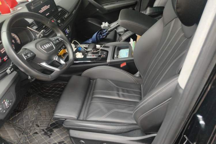 Used Audi Q5L 2022 40T Fashionable and Dynamic Model Left Front Seat