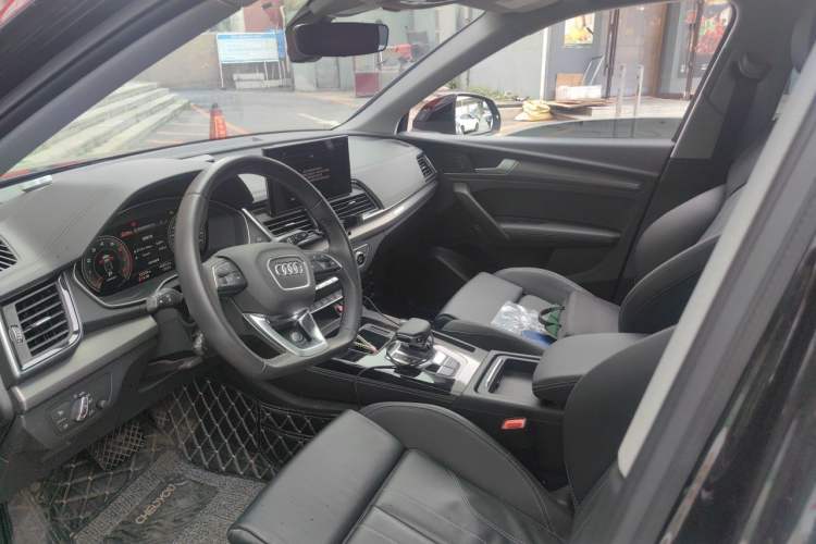 Used Audi Q5L 2022 40T Luxury Dynamic Model Left Front Seat