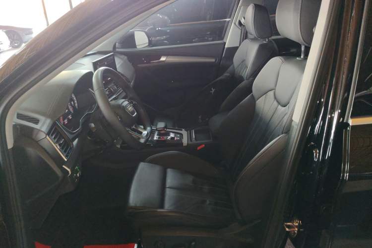 Used Audi Q5L 2022 40T Fashionable and Dynamic Model Left Front Seat