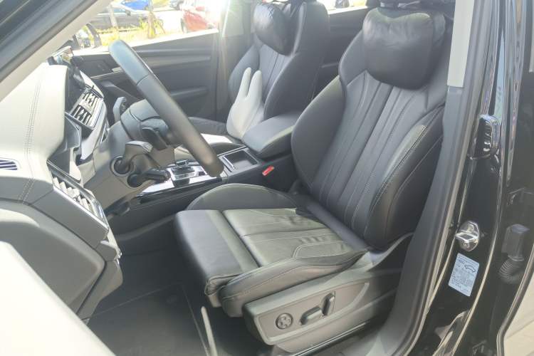 Used Audi Q5L 2022 Updated 40T Luxury Dynamic Edition Left Front Seat