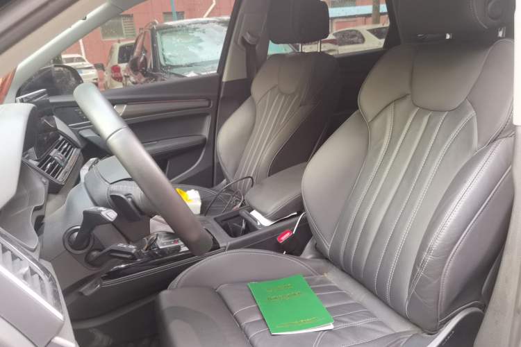 Used Audi Q5L 2022 Updated 40T Luxury Dynamic Edition Left Front Seat