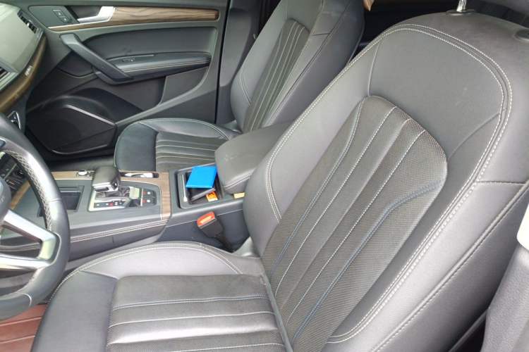 Used Audi Q5L 2022 40T Luxury Elegant Model Left Front Seat