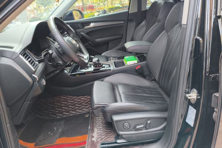 Used Audi Q5L 2022 45T Luxury Dynamic Model Left Front Seat