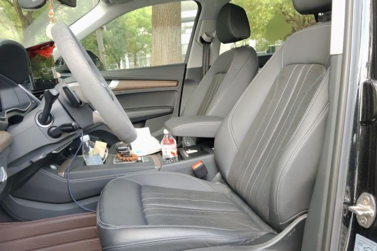 Used Audi Q5L 2022 40T Luxury Elegant Model Left Front Seat