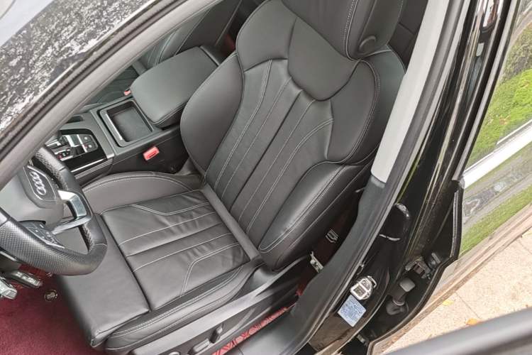 Used Audi Q5L 2022 Updated 45T Luxury Dynamic Version Left Front Seat