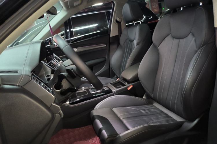Used Audi Q5L 2022 40T Luxury Dynamic Model Left Front Seat