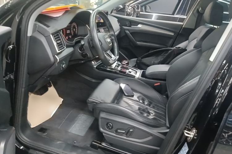 Used Audi Q5L 2022 40T Fashionable and Dynamic Model Left Front Seat