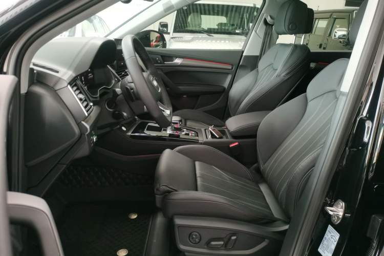 Used Audi Q5L 2022 Updated 45T Luxury Dynamic Version Left Front Seat