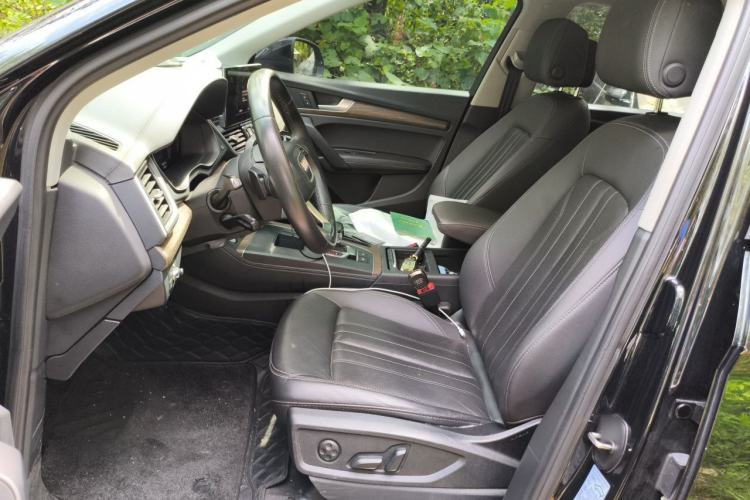 Used Audi Q5L 2022 40T Luxury Elegant Model Left Front Seat