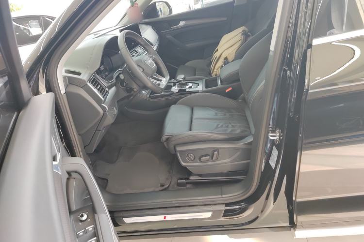Used Audi Q5L 2022 Updated 40T Luxury Dynamic Edition Left Front Seat