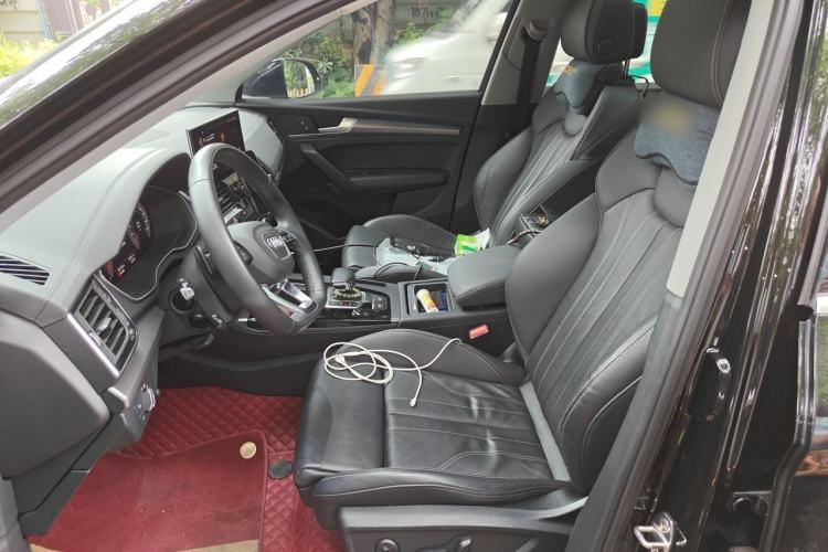 Used Audi Q5L 2022 40T Luxury Dynamic Model Left Front Seat