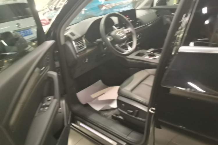 Used Audi Q5L 2022 Updated Version 45T Luxury Prestige Edition Left Front Seat