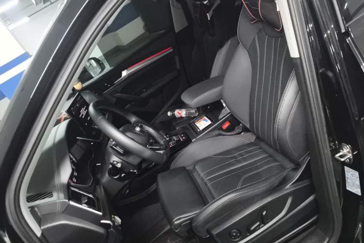 Used Audi Q5L 2022 Updated 45T Luxury Dynamic Version Left Front Seat