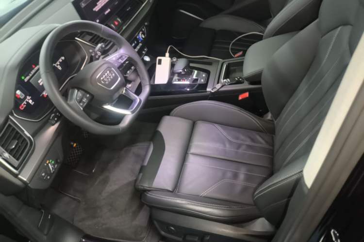 Used Audi Q5L 2022 Updated Version 40T Luxury Elegant Edition Left Front Seat