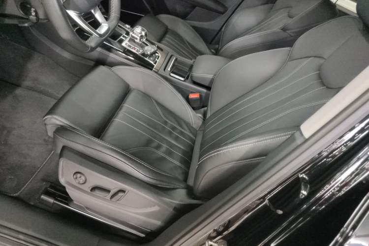 Used Audi Q5L 2022 Updated 45T Luxury Dynamic Version Left Front Seat