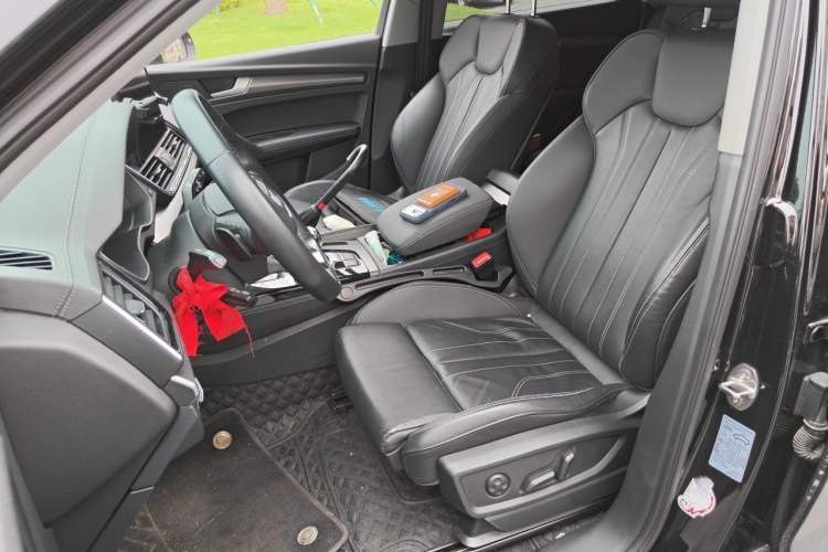 Used Audi Q5L 2022 40T Luxury Dynamic Model Left Front Seat