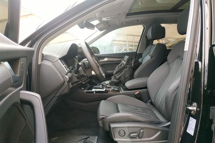 Used Audi Q5L 2022 Updated 40T Luxury Dynamic Edition Left Front Seat
