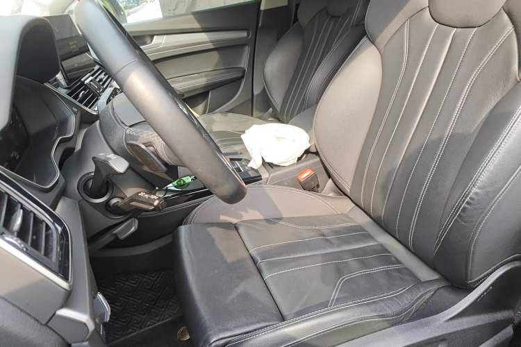 Used Audi Q5L 2022 Updated Version 40T Luxury Elegant Edition Left Front Seat
