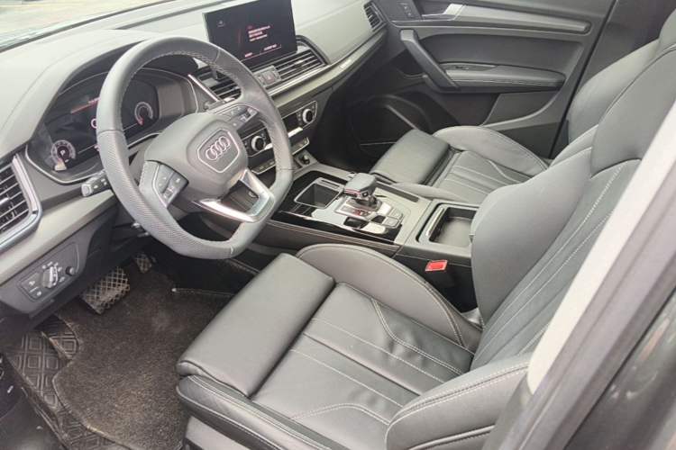 Used Audi Q5L 2022 Updated 45T Luxury Dynamic Version Left Front Seat