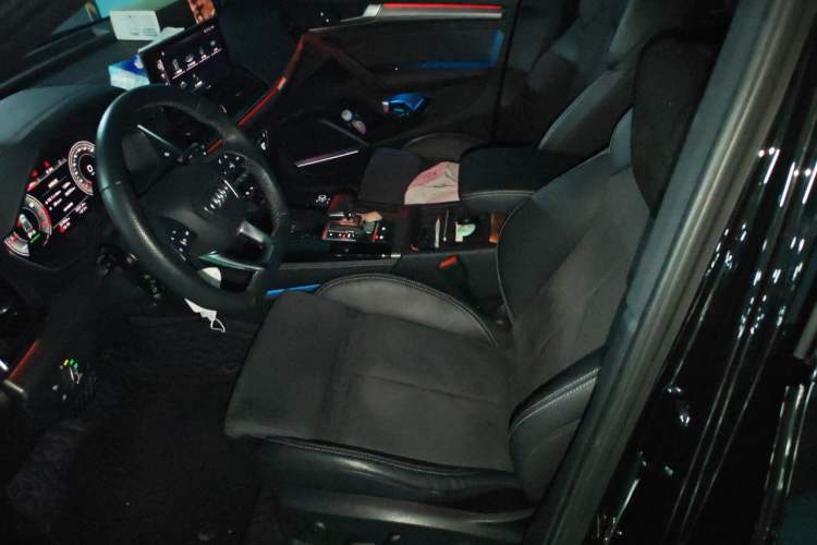 Used Audi Q5L 2022 45T Luxury Dynamic Model Left Front Seat