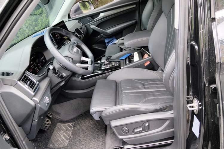 Used Audi Q5L 2022 45T Luxury Dynamic Model Left Front Seat