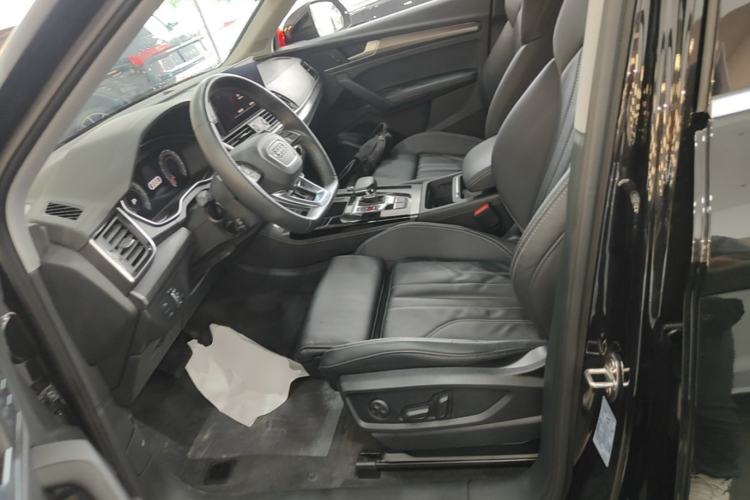 Used Audi Q5L 2022 Updated 45T Luxury Dynamic Version Left Front Seat