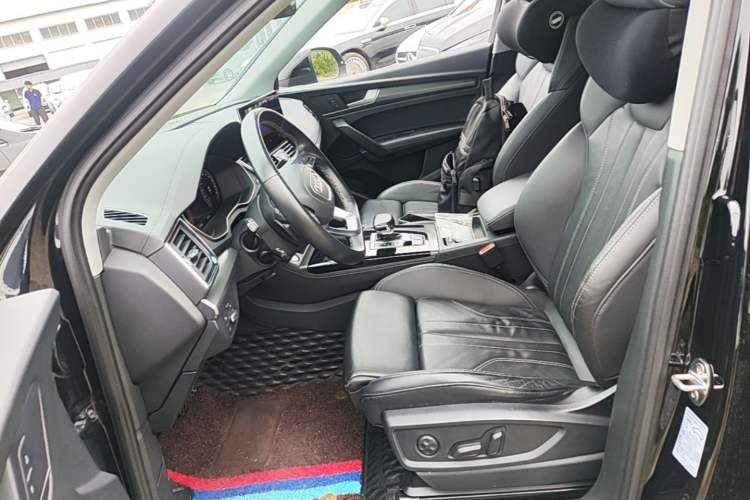 Used Audi Q5L 2022 Updated 40T Luxury Dynamic Edition Left Front Seat