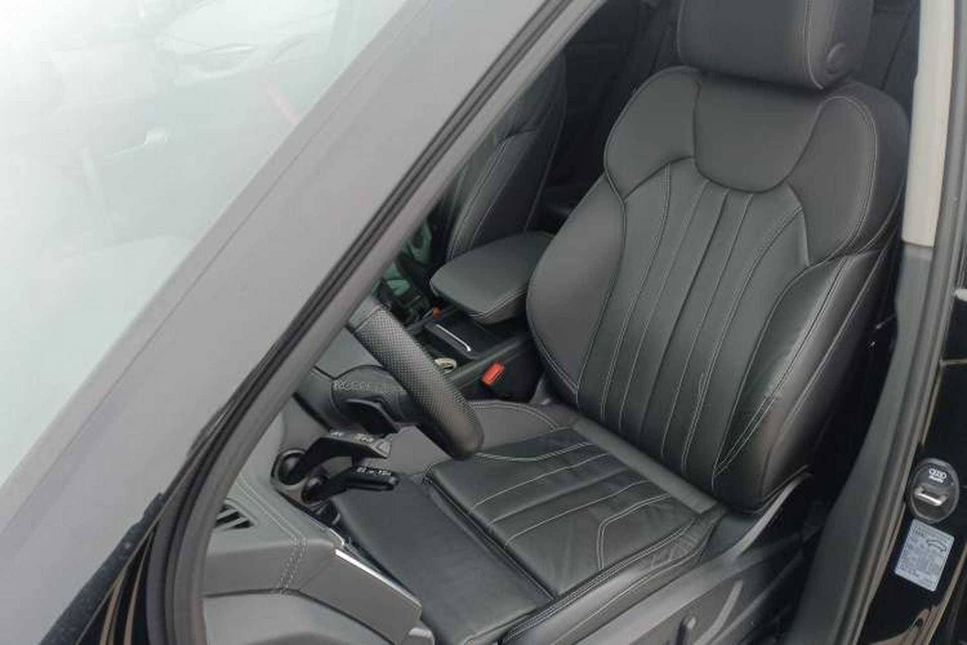 Used Audi Q5L 2022 Updated 45T Luxury Dynamic Version Left Front Seat