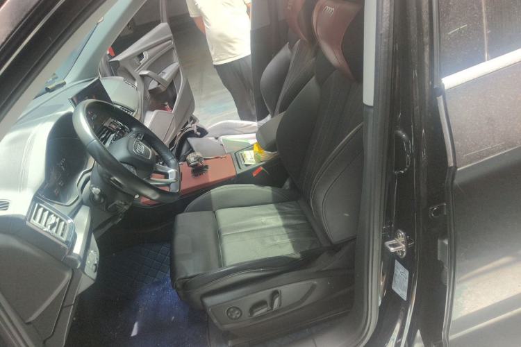 Used Audi Q5L 2022 40T Luxury Dynamic Model Left Front Seat