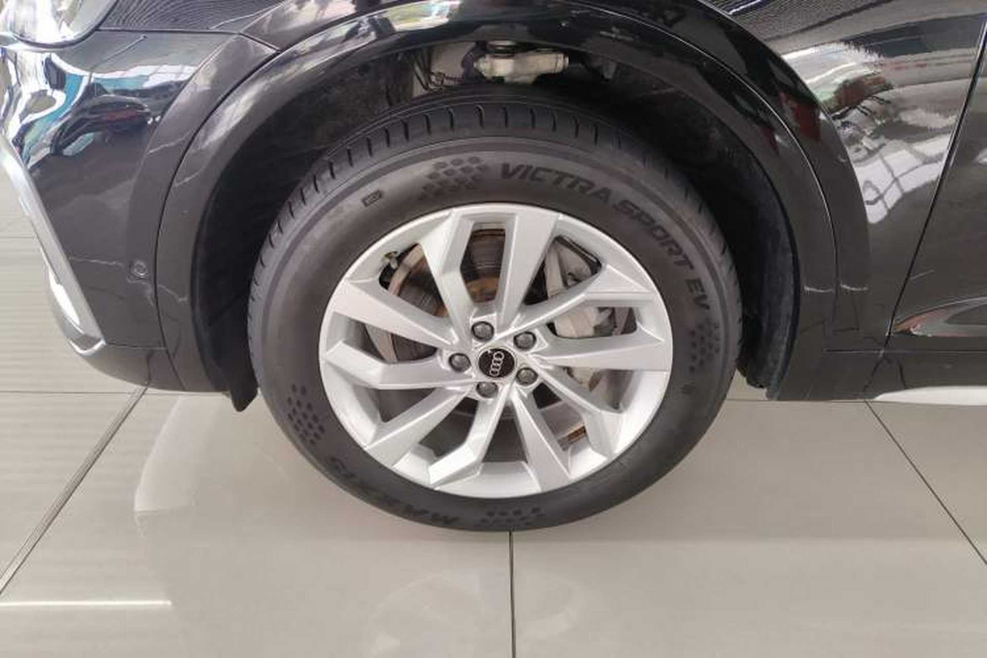 Used Audi Q5L 2022 Updated 40T Luxury Dynamic Edition Left Front Wheel Hub