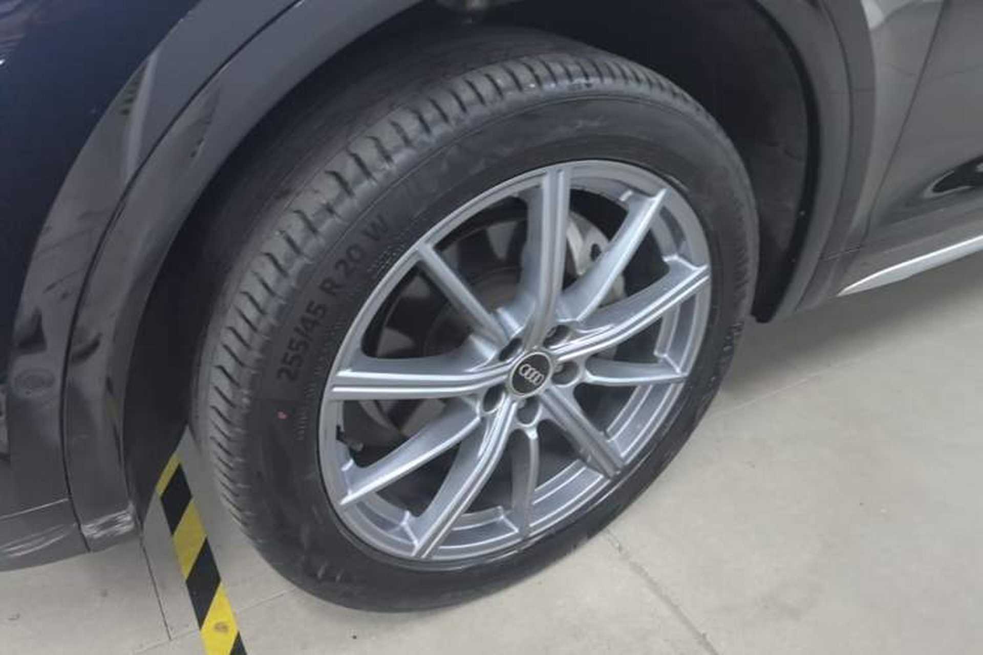 Used Audi Q5L 2022 Updated 40T Luxury Dynamic Edition Left Front Wheel Hub