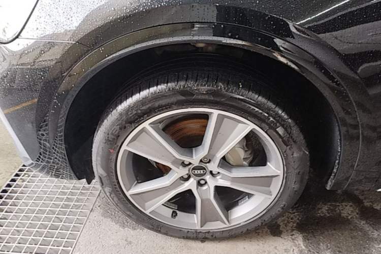 Used Audi Q5L 2022 45T Luxury Dynamic Model Left Front Wheel Hub