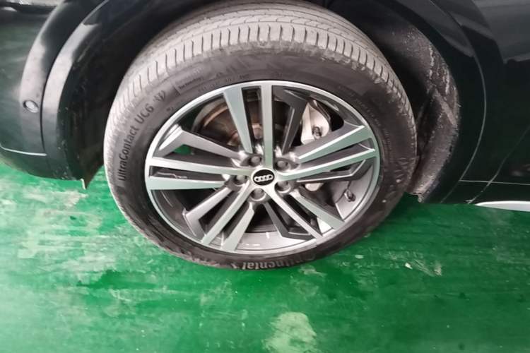 Used Audi Q5L 2022 Updated 40T Luxury Dynamic Edition Left Front Wheel Hub
