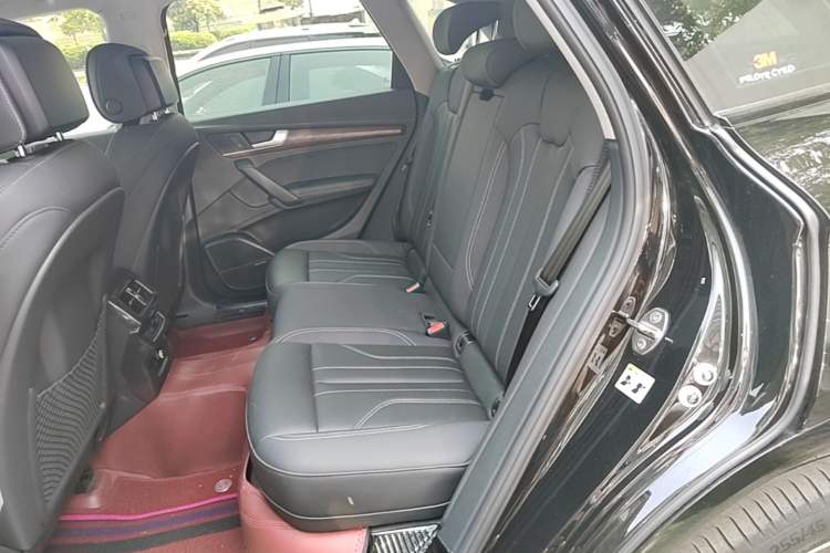 Used Audi Q5L 2022 Updated 45T Luxury Dynamic Version Left Rear Seat