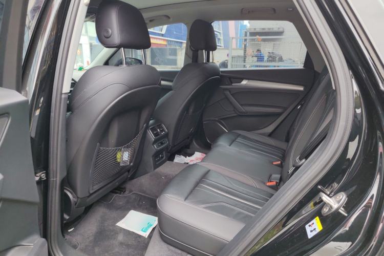 Used Audi Q5L 2022 40T Fashionable and Dynamic Model Left Rear Seat