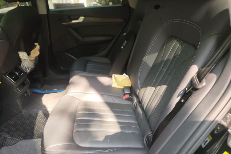 Used Audi Q5L 2022 40T Luxury Elegant Model Left Rear Seat