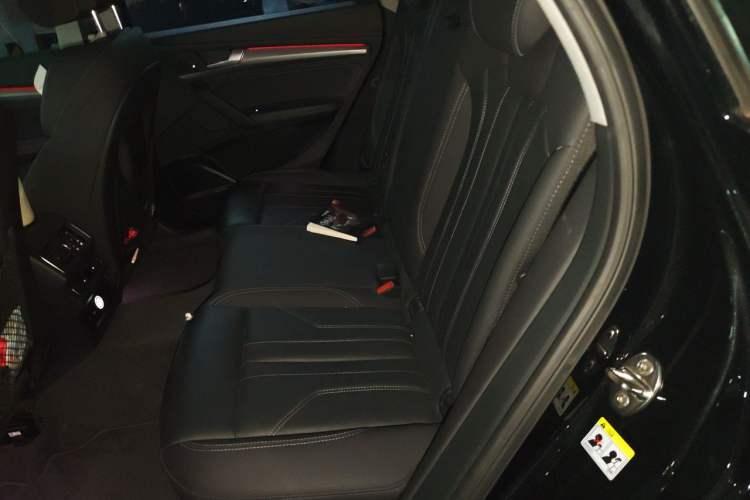 Used Audi Q5L 2022 Updated 45T Prestige Dynamic Edition Left Rear Seat