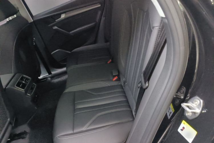 Used Audi Q5L 2022 40T RS Package Performance Model Left Rear Seat