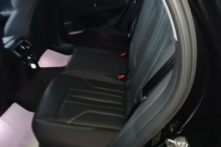 Used Audi Q5L 2022 Updated 45T Luxury Dynamic Version Left Rear Seat