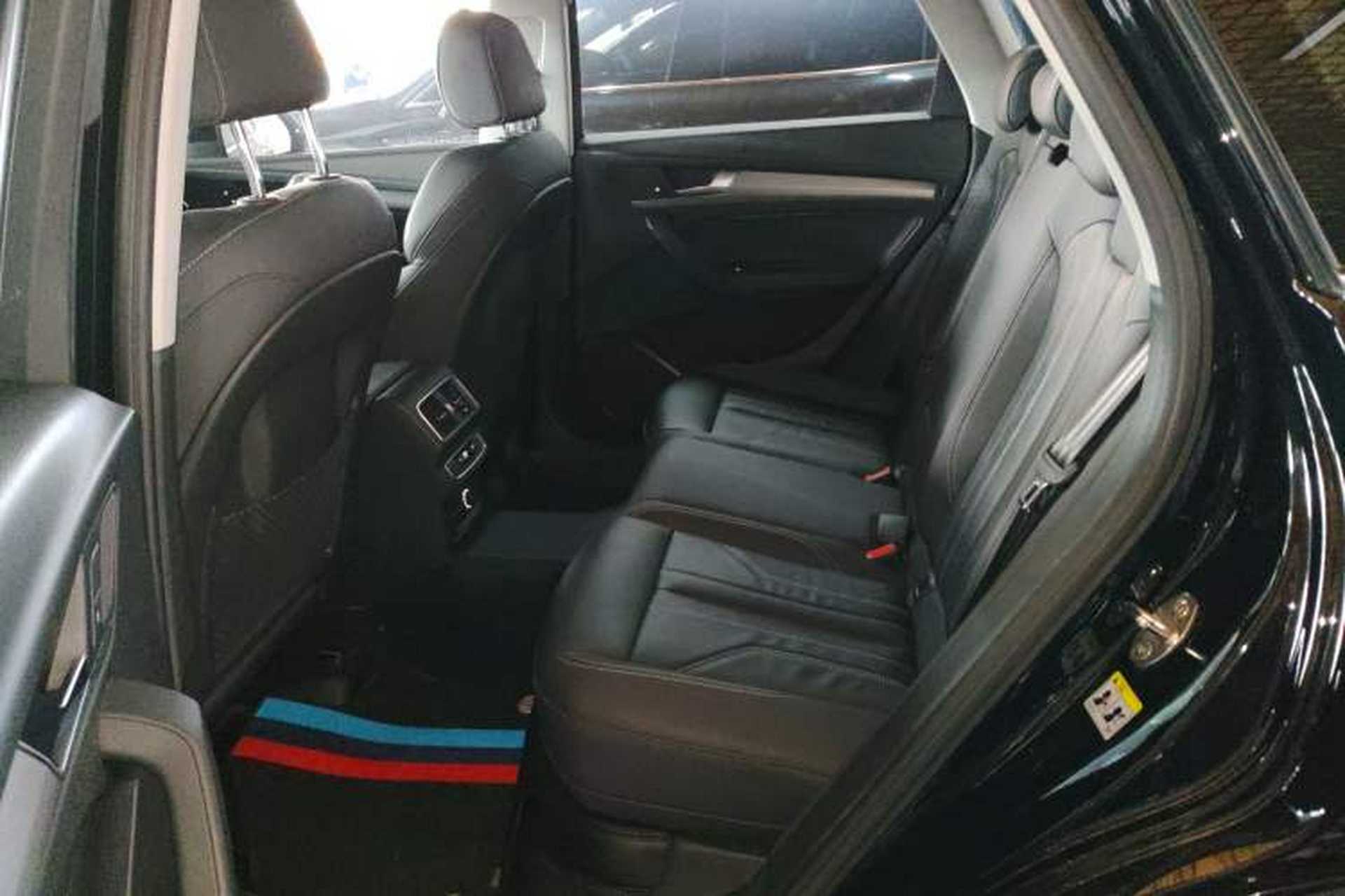 Used Audi Q5L 2022 40T Fashionable and Dynamic Model Left Rear Seat