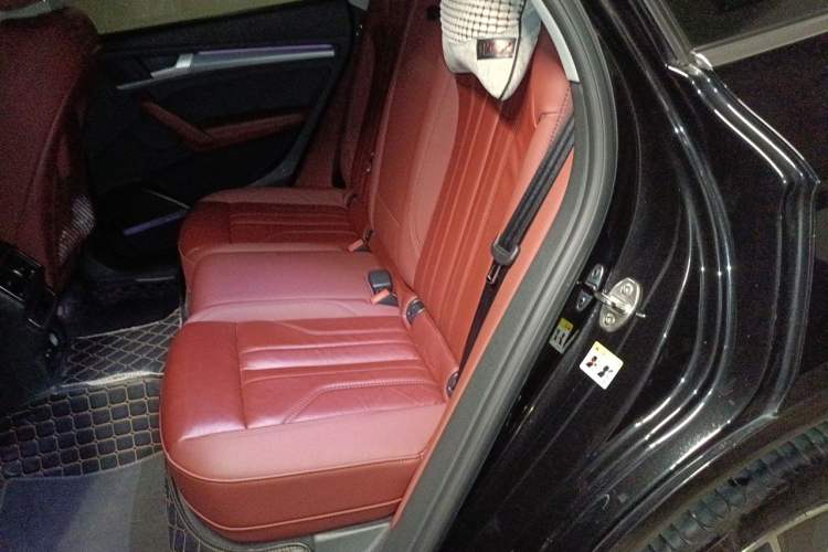Used Audi Q5L 2022 Updated 45T Luxury Dynamic Version Left Rear Seat