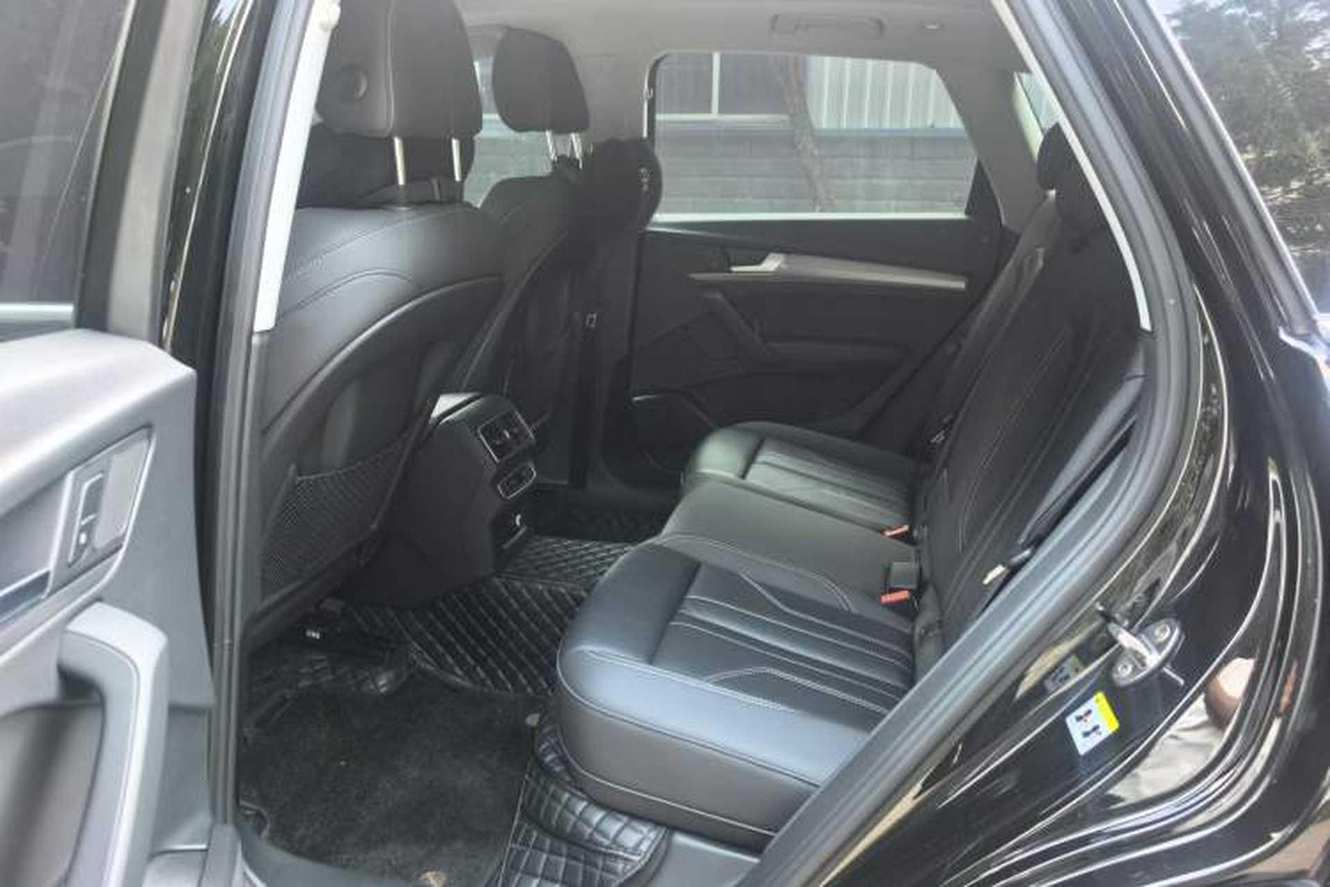 Used Audi Q5L 2022 40T Fashionable and Dynamic Model Left Rear Seat