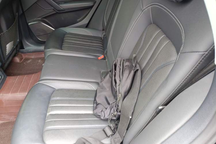 Used Audi Q5L 2022 40T Luxury Elegant Model Left Rear Seat