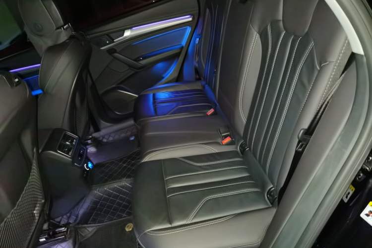 Used Audi Q5L 2022 40T Luxury Dynamic Model Left Rear Seat