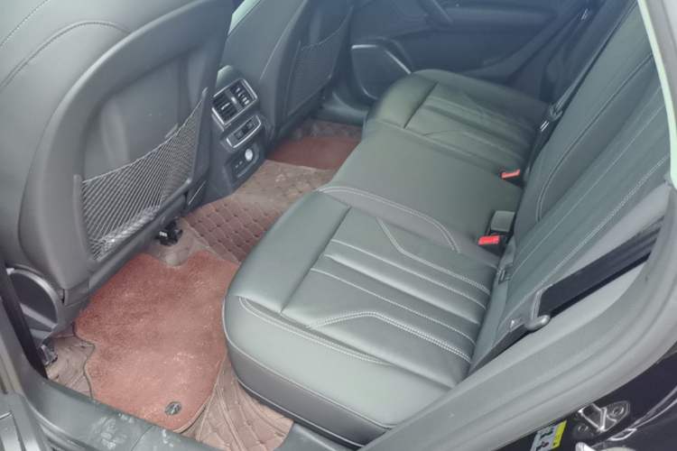 Used Audi Q5L 2022 40T Luxury Dynamic Model Left Rear Seat