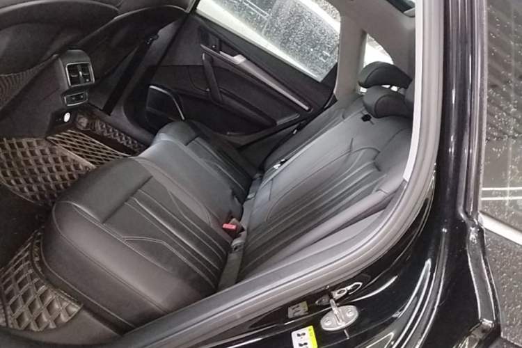 Used Audi Q5L 2022 45T Luxury Dynamic Model Left Rear Seat