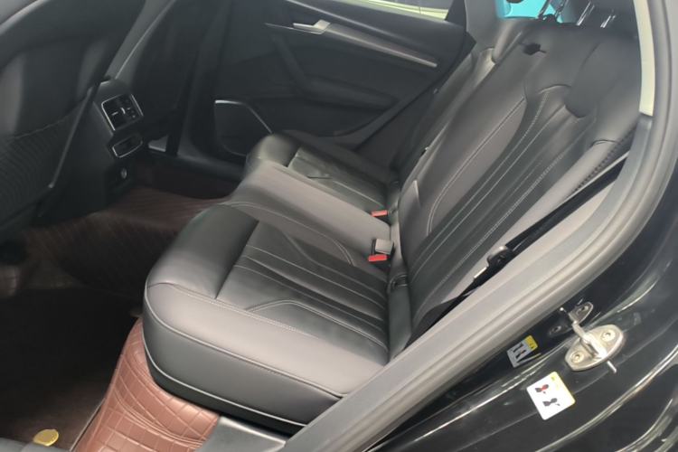 Used Audi Q5L 2022 40T Luxury Dynamic Model Left Rear Seat