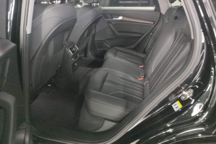 Used Audi Q5L 2022 Updated 45T Luxury Dynamic Version Left Rear Seat