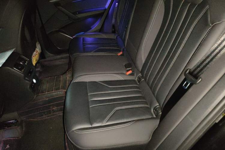 Used Audi Q5L 2022 40T Luxury Dynamic Model Left Rear Seat